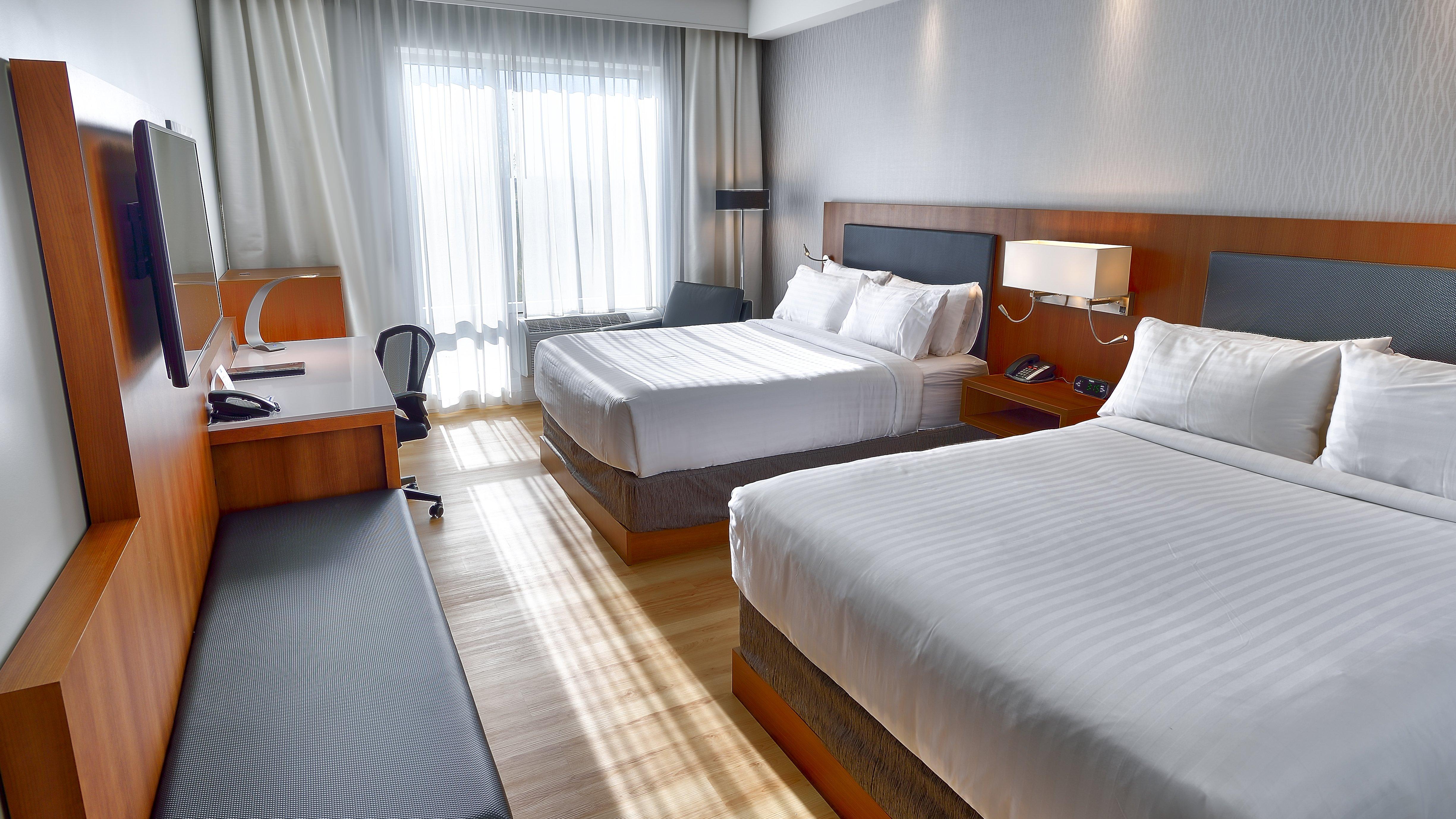 Express & By Ihg Vaudreuil-Dorion